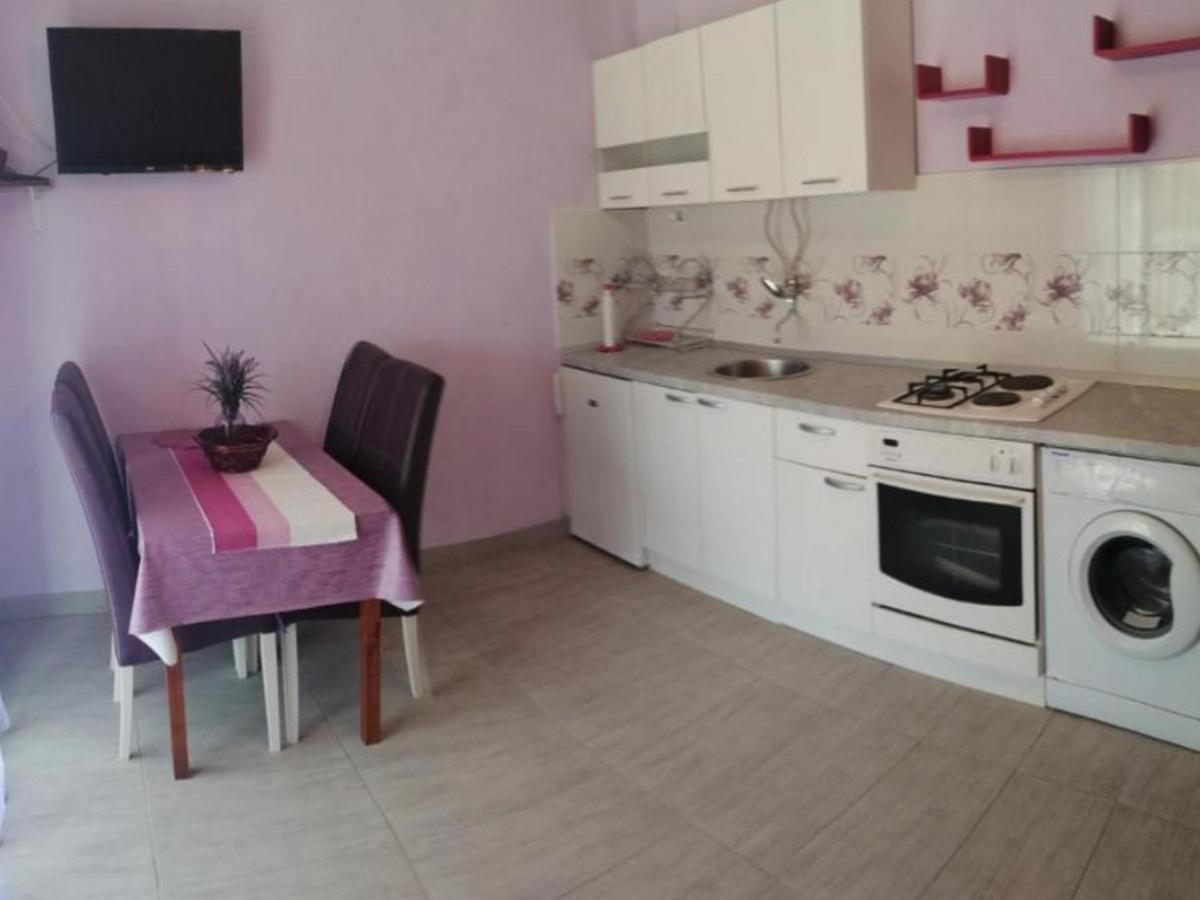 Apartments Katarina Вис Экстерьер фото